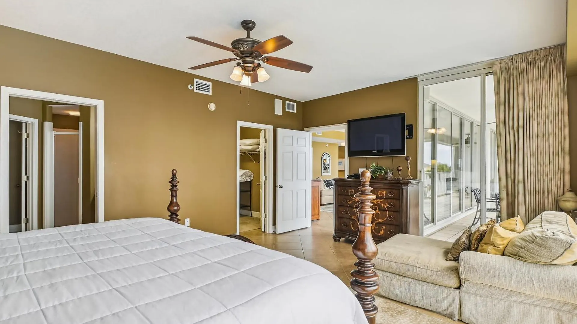 Apartment Oceania 204- By Holiday Isle Properties Destin