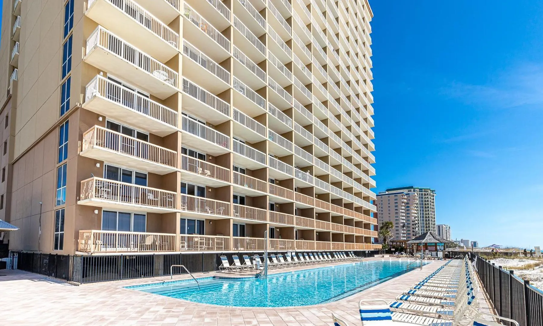 Oceania 204- By Holiday Isle Properties Destin Apartment
